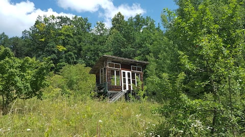 Das Häuschen am Traktoranhänger