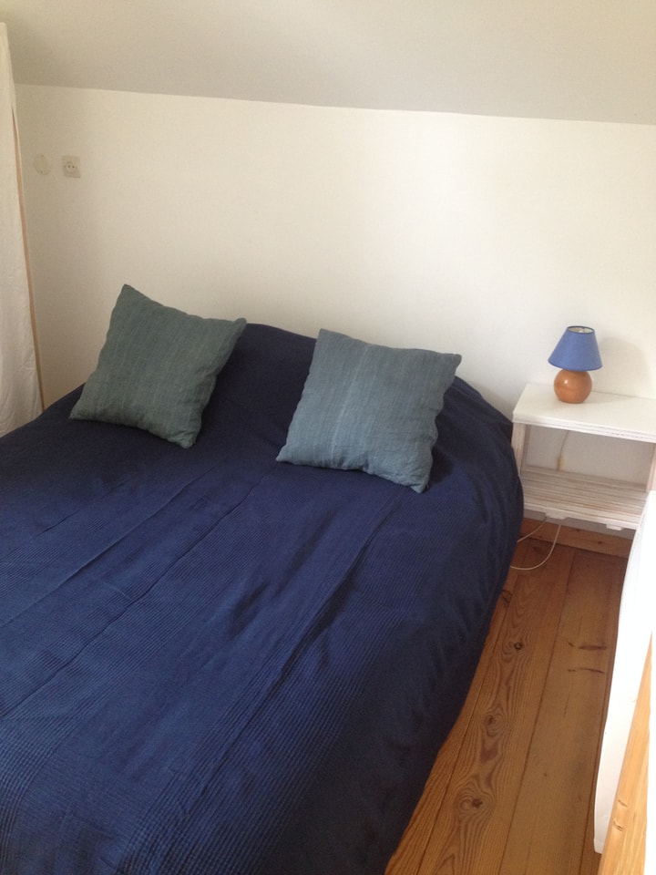 Schlafzimmer 2