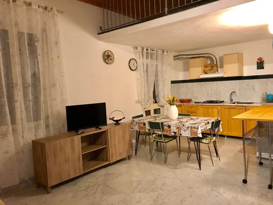 Cucina e soggiorno