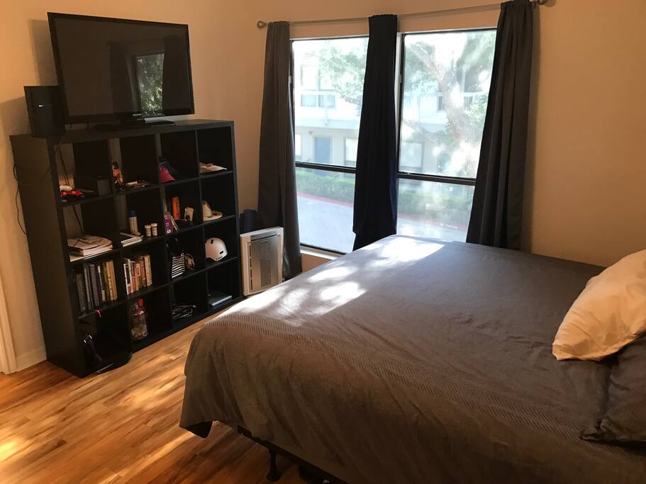 The master bedroom has a King sized bed and a flat screen TV! Connect your laptop using the HDMI cable.