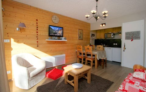 Popular Airbnb listing: At the foot of the slopes - station center - 31 m² renovated in Les Deux Alpes