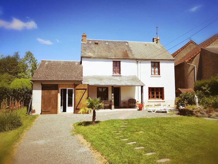 Etang de la Chaume Vacation Rentals & Homes Azerables, France Airbnb