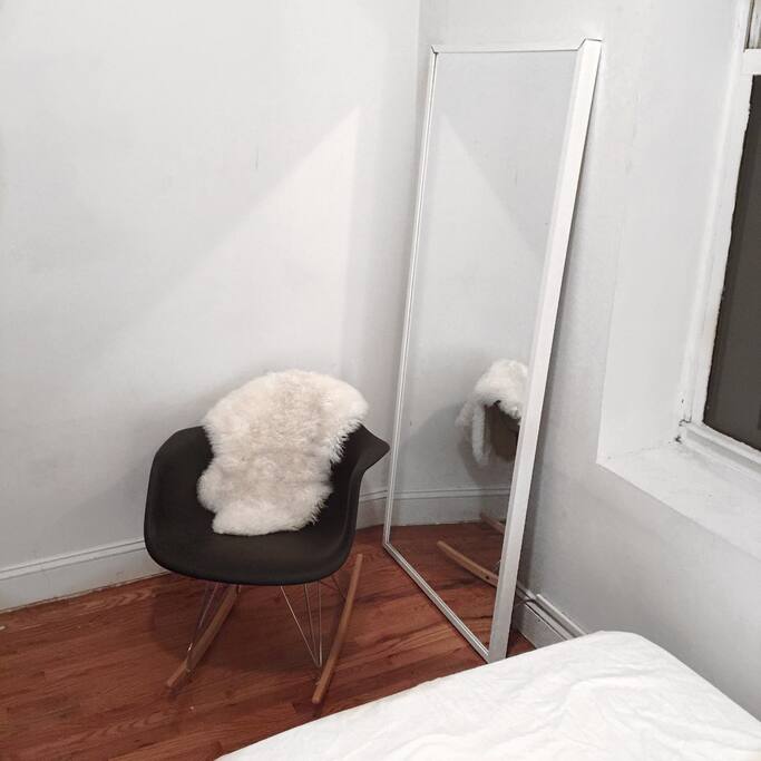 Seating area in guest room.