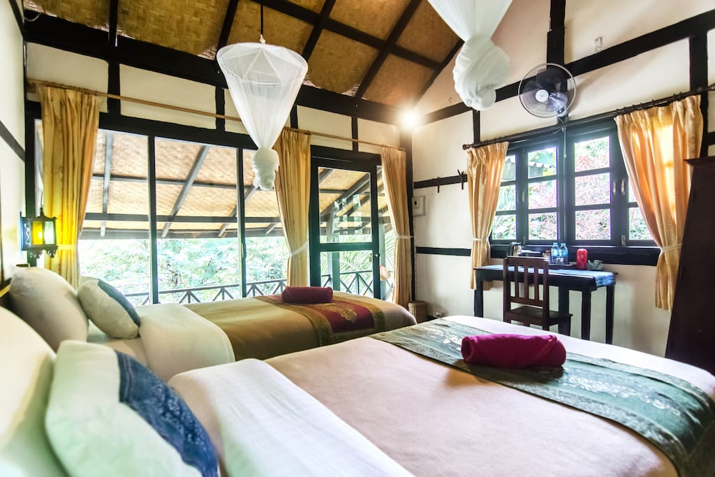 Twin room