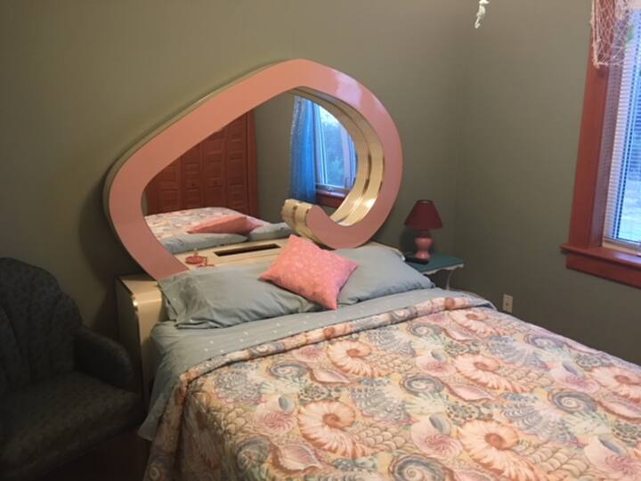 ฝันหวานในห้องสวีทม้าน้ำของเราที่ชั้นแรก