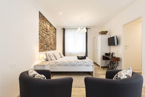 Stile Apartment near Malpensa with Free Shuttle
