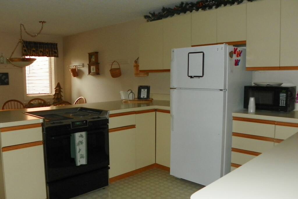 Fully Equipped Kitchen in Waterville Estates Vacation Condo