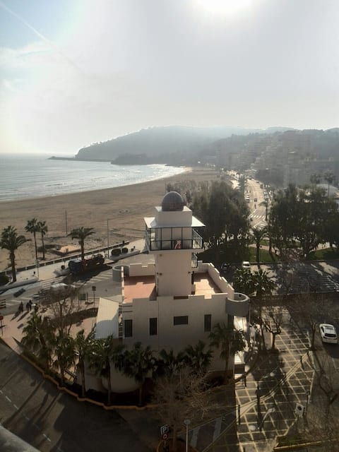 Anuncio de Airbnb popular: Neptuno Apartments (Playa de la Concha) en Orpesa / Oropesa Del Mar
