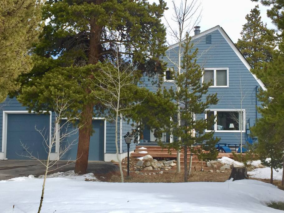 Attached double garage provides easy access to the Mud Room.