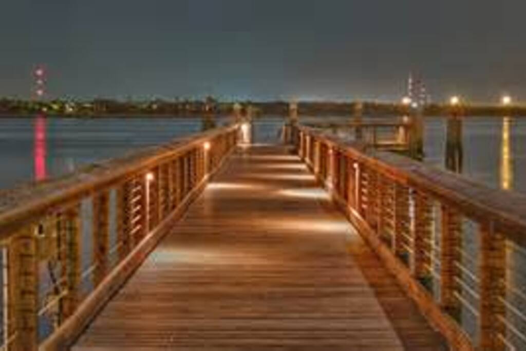 Daniel Island Public Pier on the Wando River