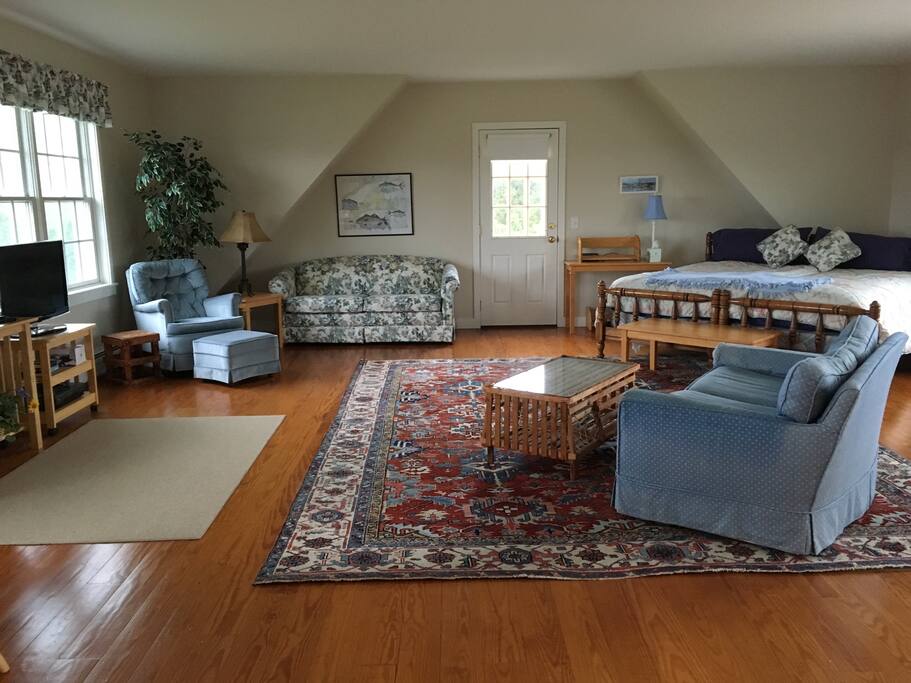 Large open floor plan. Amazing sunlight, views, and cool Barney's Joy salt air from 8 windows!!