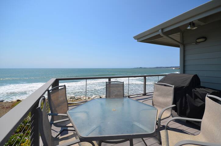 Villa Vista upper-An unbelievable oceanfront home gallery image 3