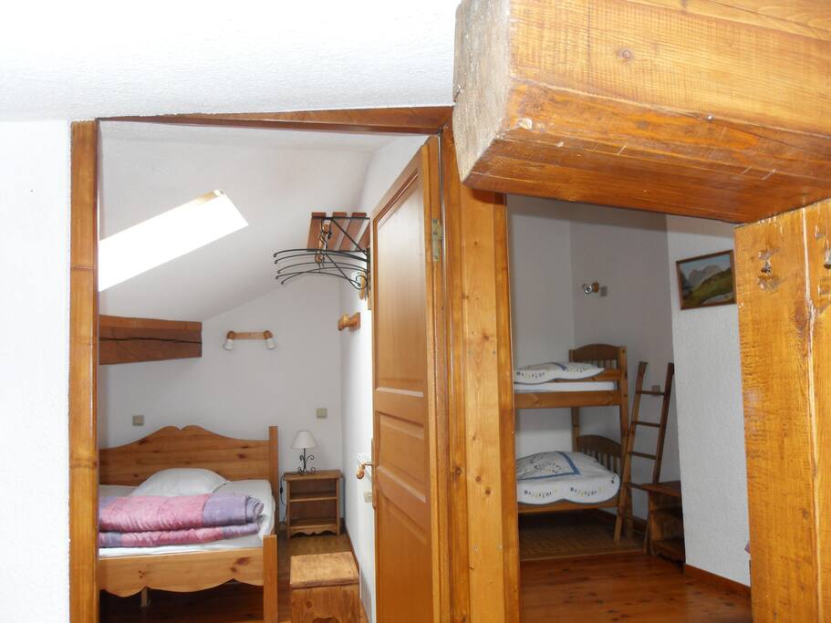 CHAMBRES SEPAREES