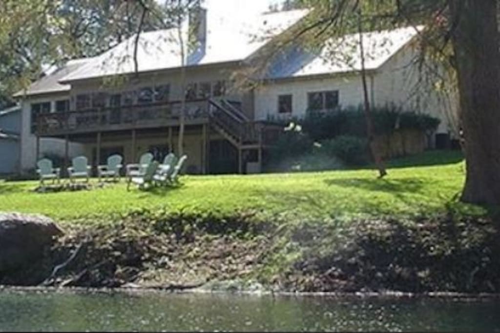 Gruene River House on the Guadalupe! Houses for Rent in New Braunfels