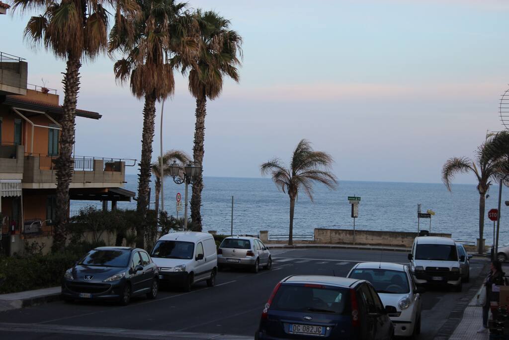 A 20 mt. dalla spiaggia.