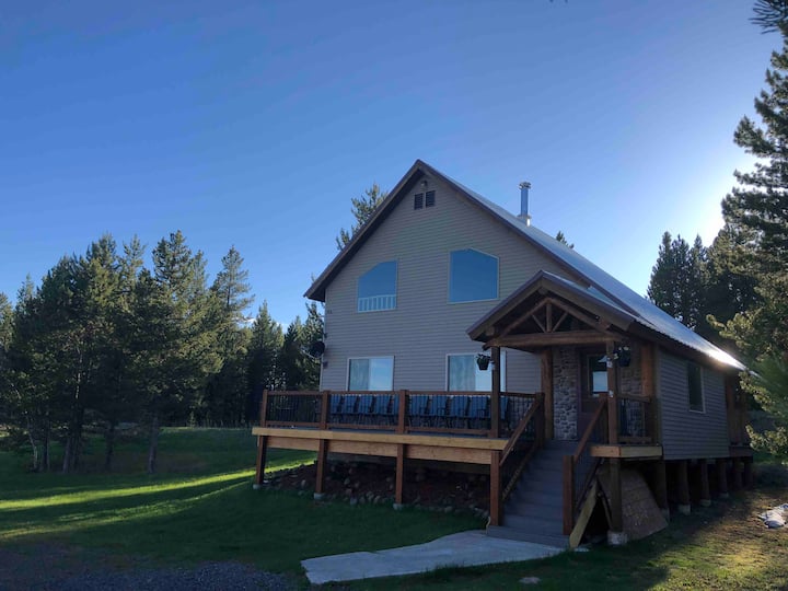 Hot Tub | Teton View | Family Cabin | Yellowstone - Idaho (State)
