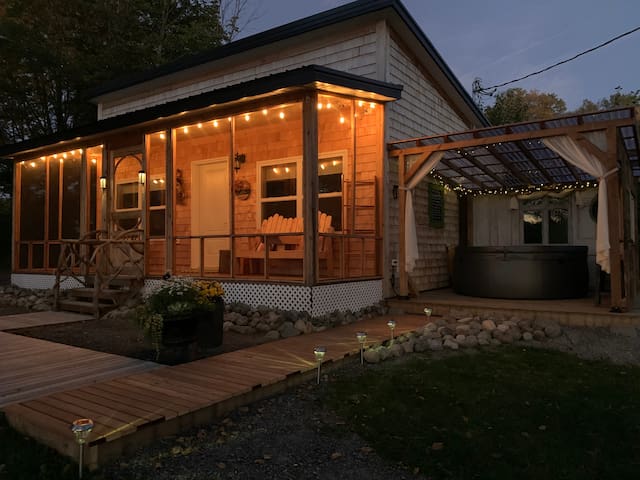 River Valley Escape Rental Cottage