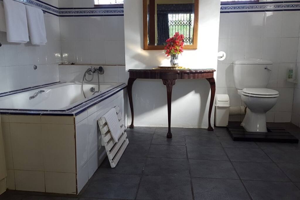 Suite 1 En-Suite