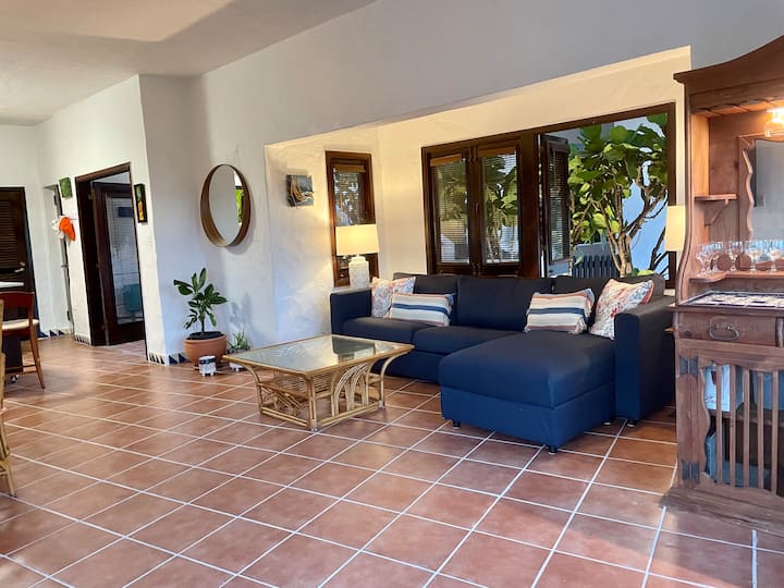 მისაღები ოთახი