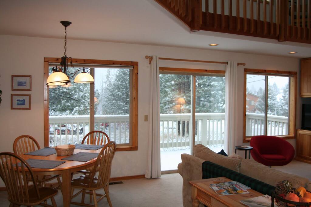 Dining table has leaf to accommodate six