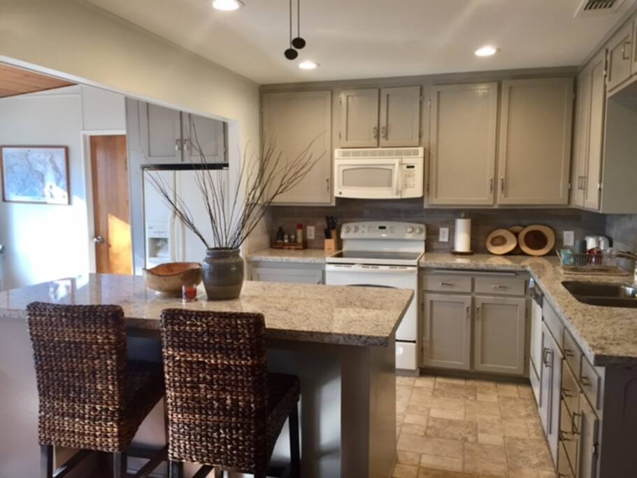 Beautiful newly updated kitchen