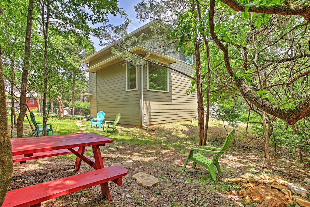 Enjoy outdoor picnics with your loved ones.