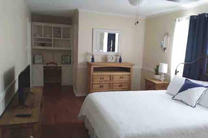 საძინებელი 1