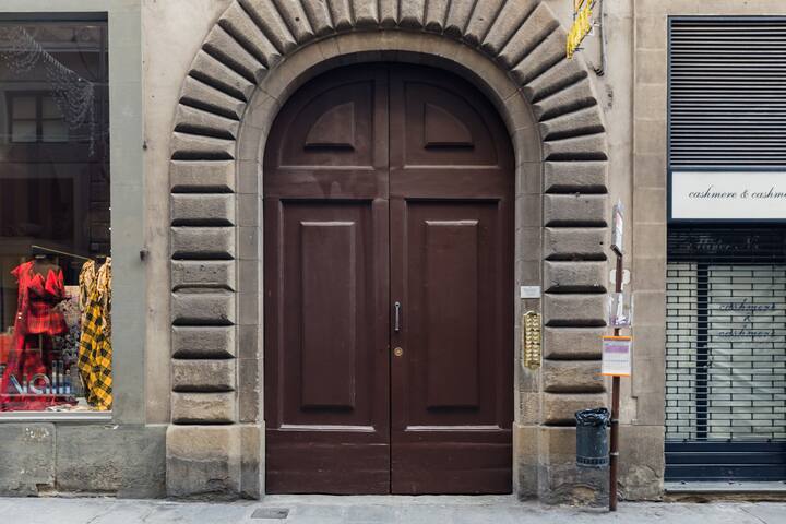 Berardi Palace Apartments gallery image 4