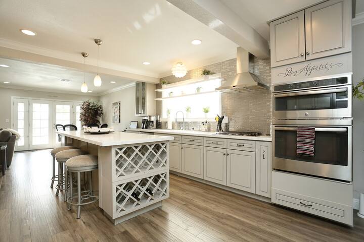 Great Las Vegas Summerlin Home gallery image 4