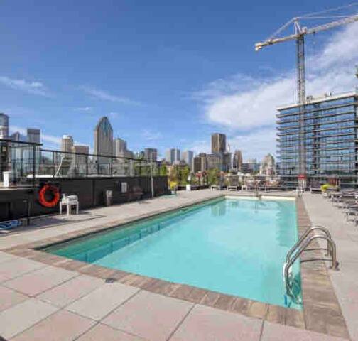 Modern 2 bedrooms apartment – Downtown gallery image 3