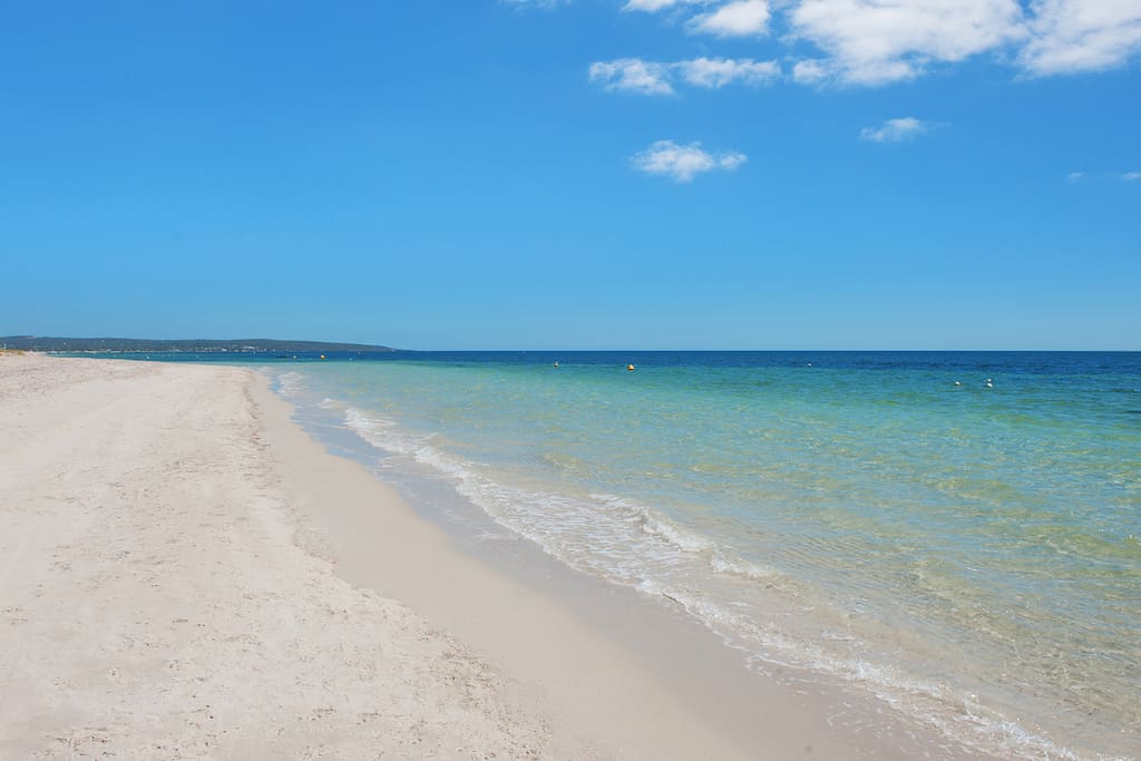 Quindalup Beach