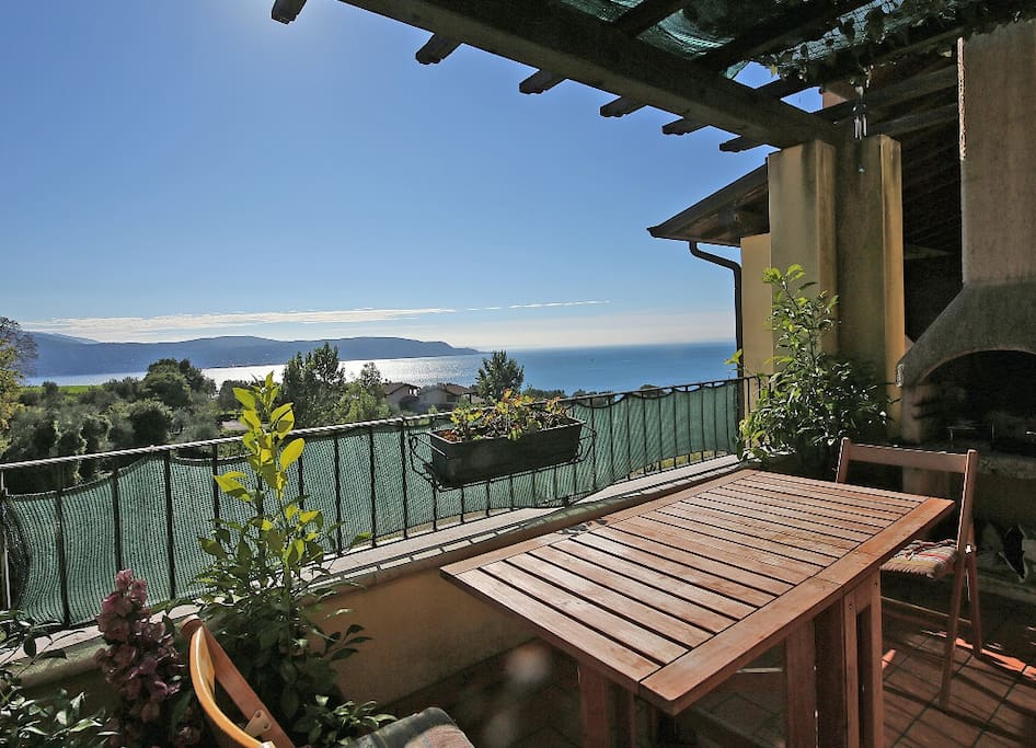 Balcony with Barbeque