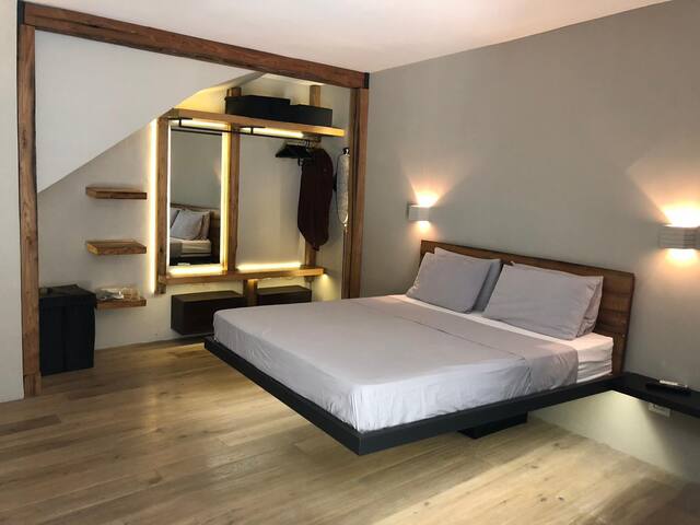 Super Design Napoli Centro / wifi veloce / Sky