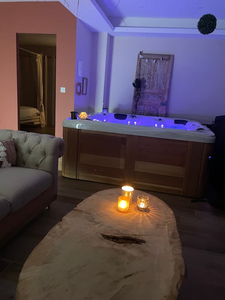 Charmant Logement Avec Jacuzzi Privatif . - Saint-Amand-les-Eaux