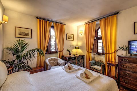 Lovely and cosy apartment at Pantheon Square