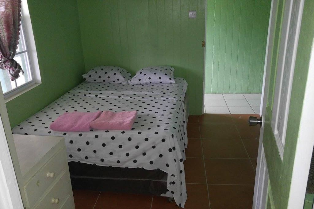 Single Room with full bathroom