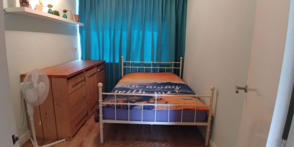 2 person bed room in the start of zaandam