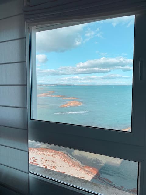 Anuncio de Airbnb popular: Penthouse with spectacular Mediterranean views Veneziol en San Javier