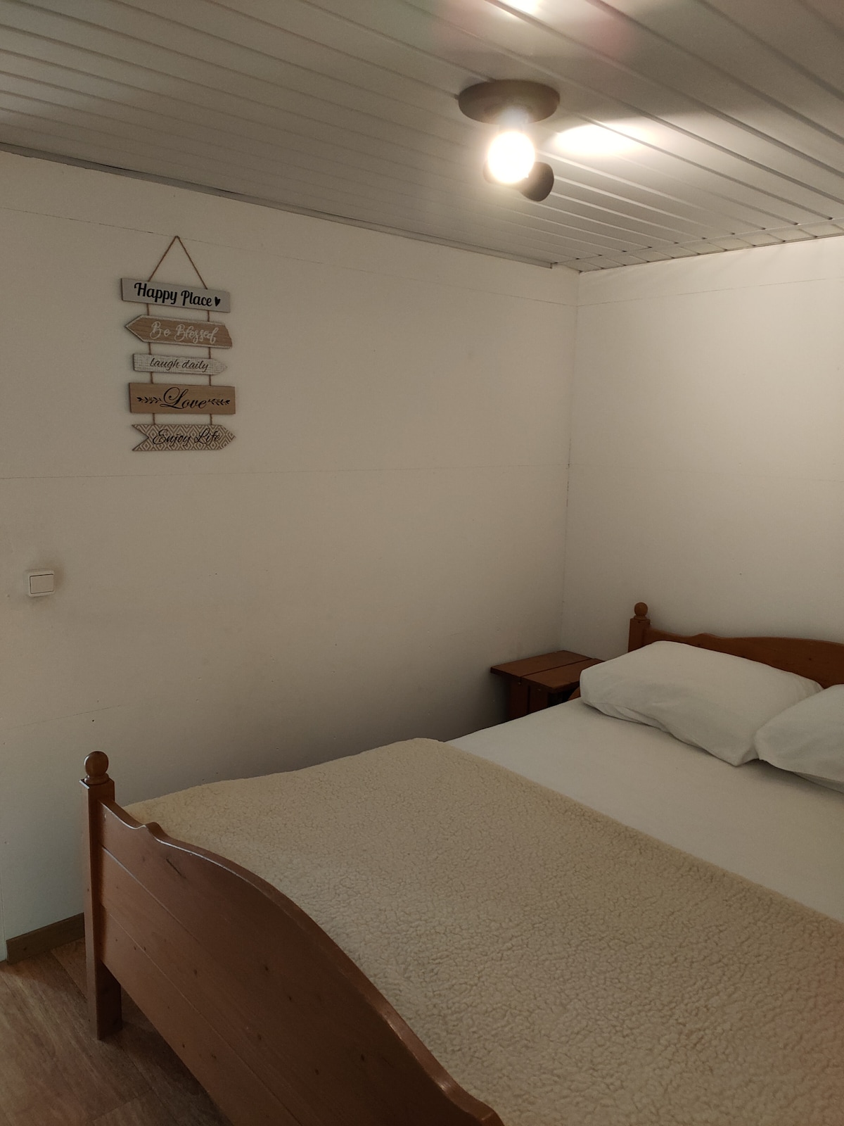 slaapkamer met 2 persoons bed