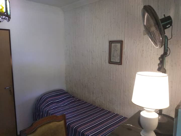 Quarto privativo para duas pessoas em Martínez