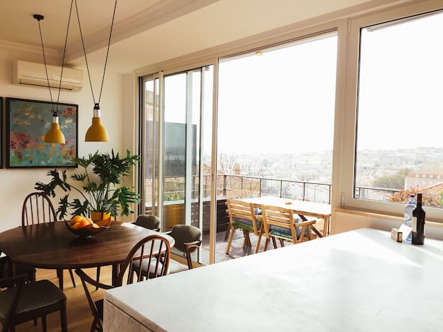 STUNNING VIEW IN GRAÇA – NEW