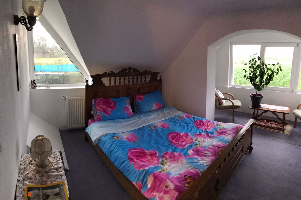 Room 1