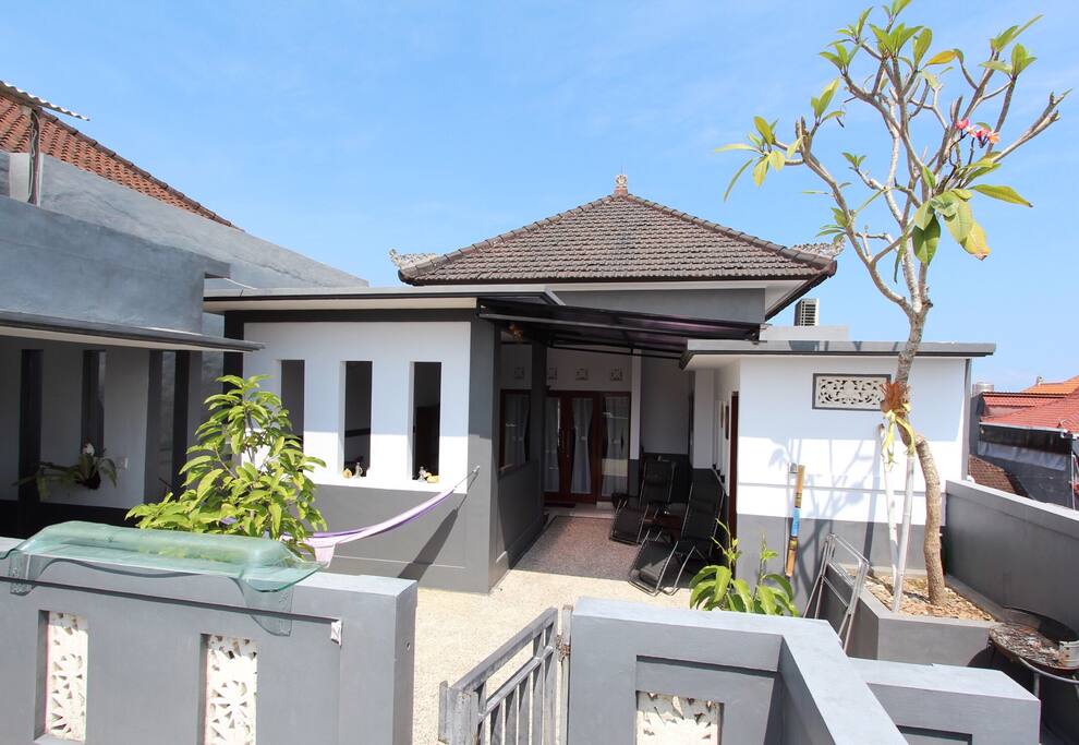 Whole apartment for rent in second floor