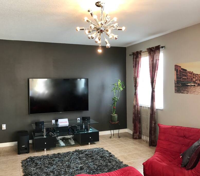 70 inch 4k TV with Bose Speakers