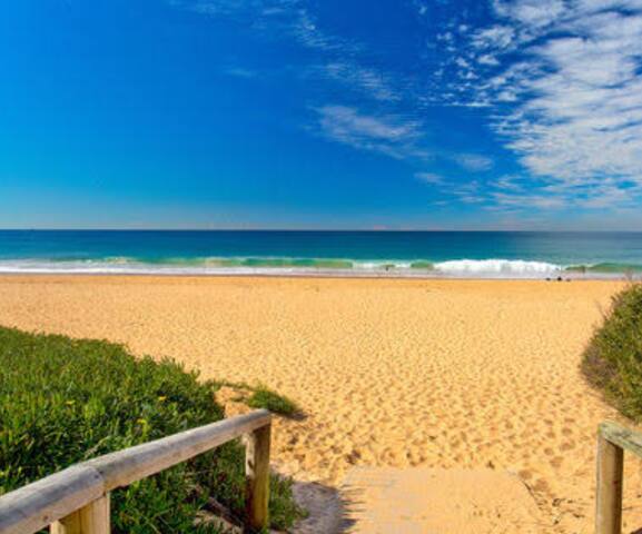 Narrabeen Beach Studio