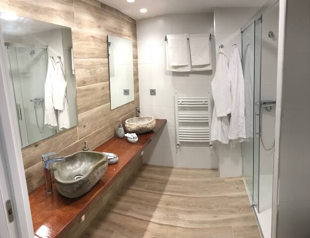 HOTEL completo en Rioja Alavesa gallery image 3