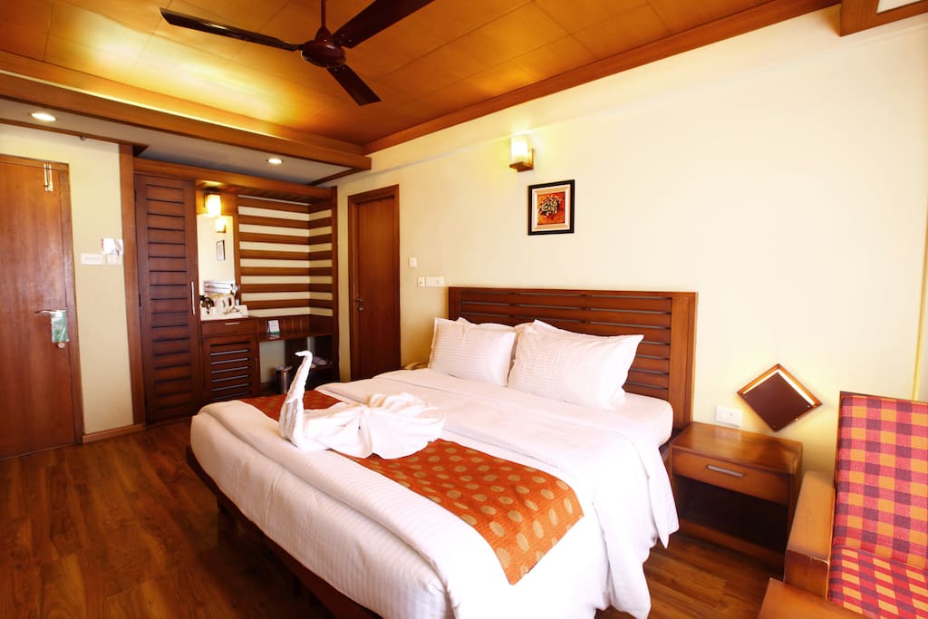 Elegance Room
