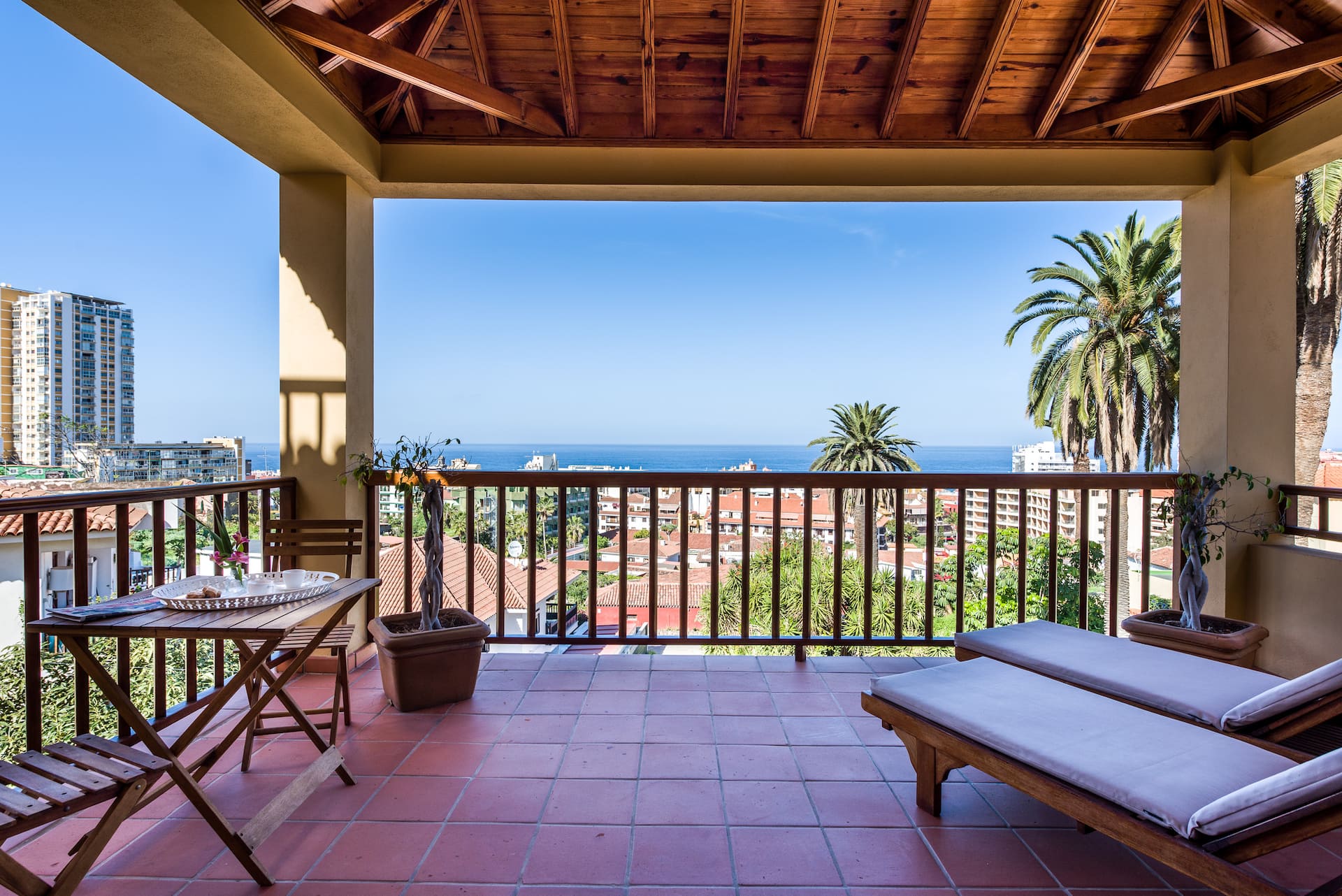 Limonero. Central luxury villa with pool and BBQ. — photo 4