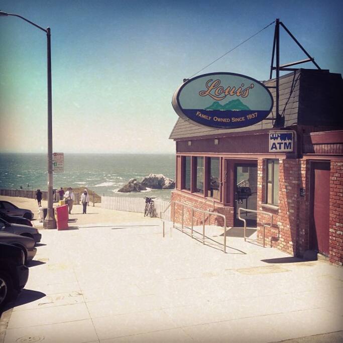 Foto de Louis' en Richmond District