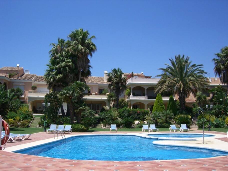 Pool area